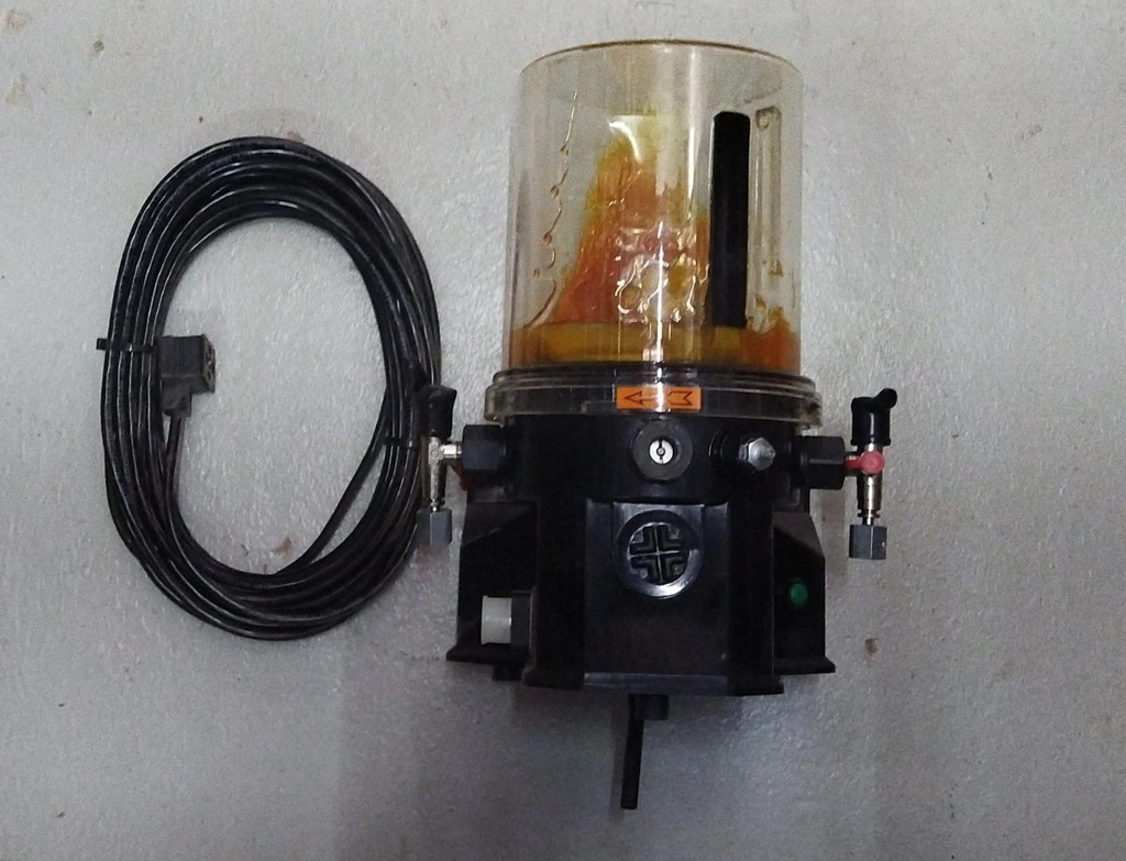 [3146308] GREASE PUMP #5541-5804-00