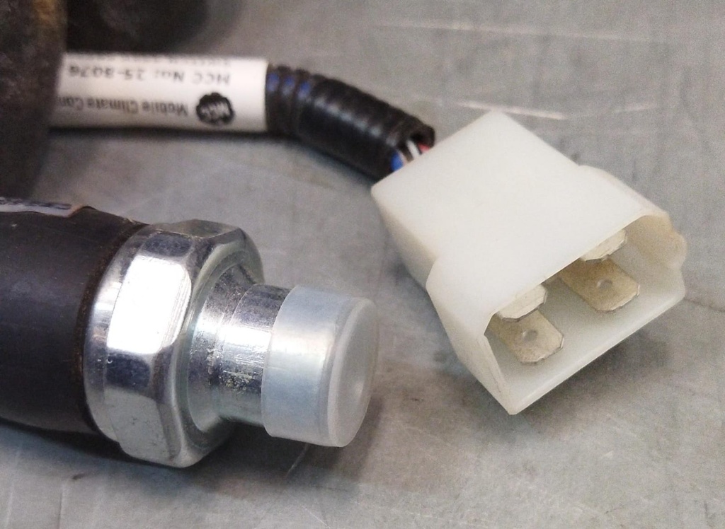 [3140967] PRESSURE SWITCH #5112-3198-64