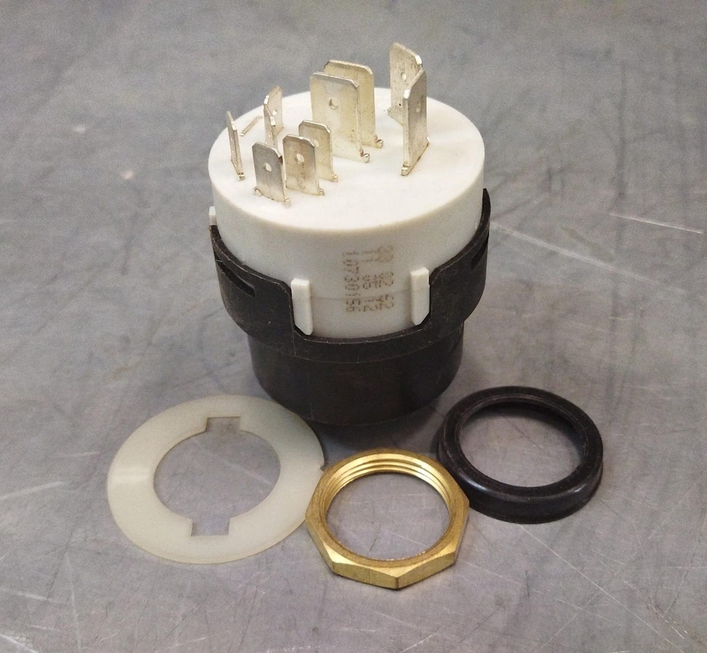 [3151792] IGNITION LOC #8440-3006-98